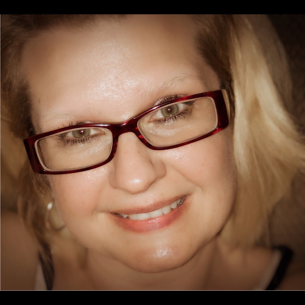 Meet your Posher, Cindy